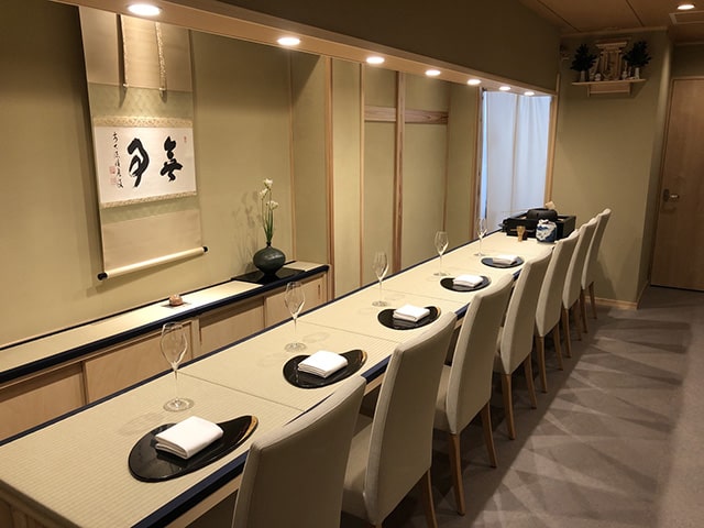 碑文谷 坂本 店内